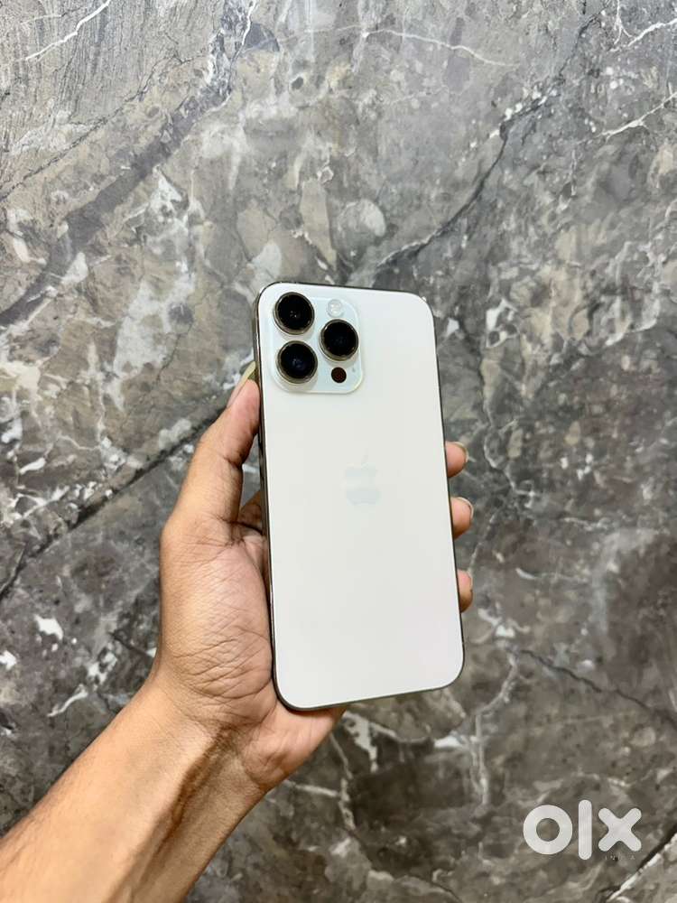 るい様⠀】iPhone 13pro 128GB シルバー バッテリー87％ るい様