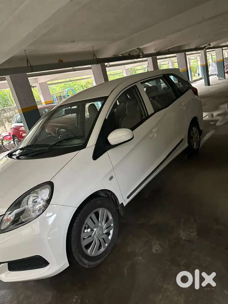 Honda Mobilio 2016 Year