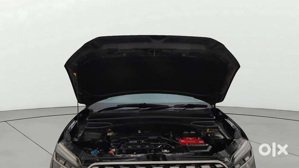 Hyundai Alcazar 2.0 Signature (o) Petrol At 6 Str, 2021, Petrol