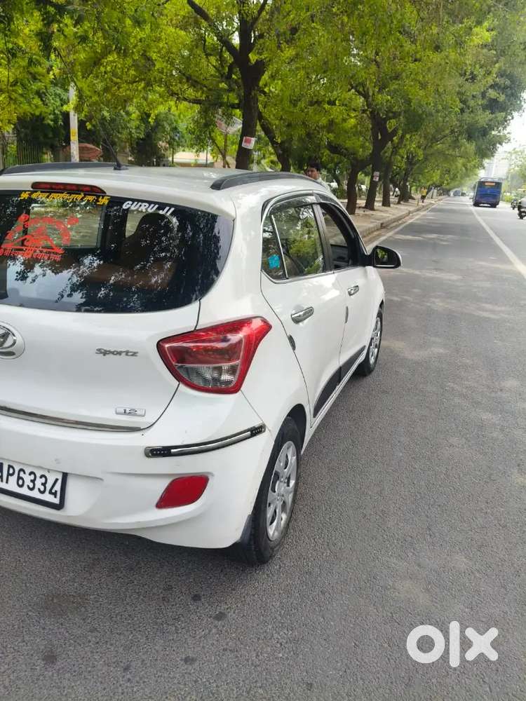 Hyundai Grand I10 2017 Petrol Well Maintained