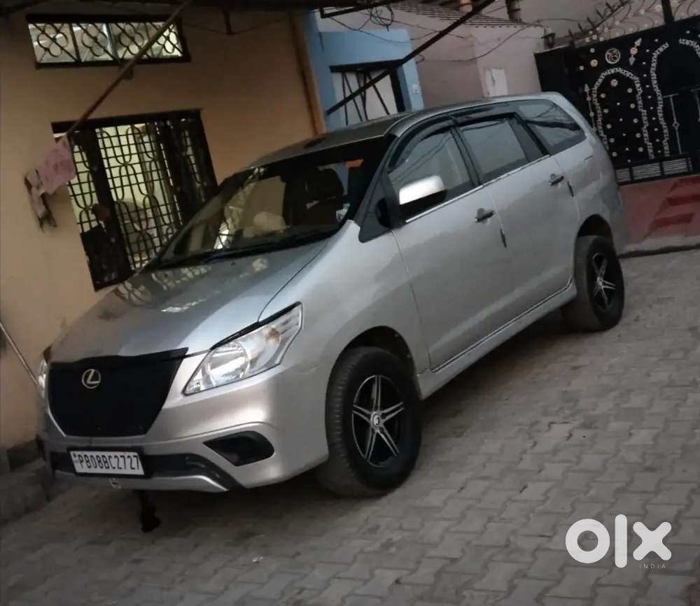 Toyota Innova 2008 Diesel 190 Km Driven