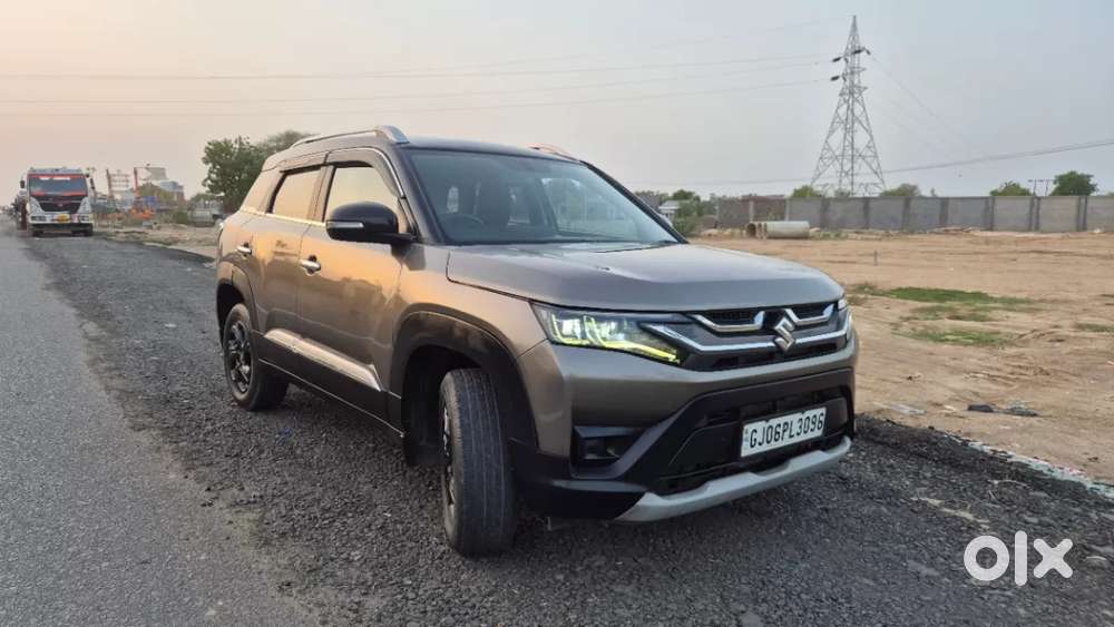 Maruti Suzuki Brezza 1.5 Zxi Smart Hybrid Dual Tone, 2023, Petrol