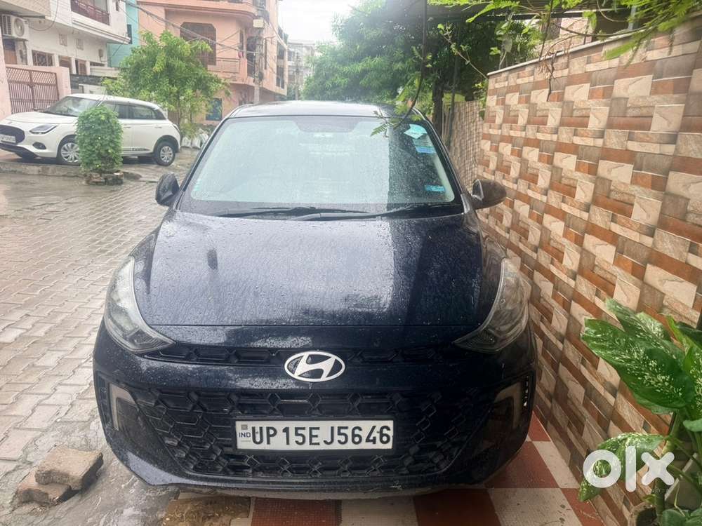 Hyundai Aura 2024 Cng & Hybrids Well Maintained