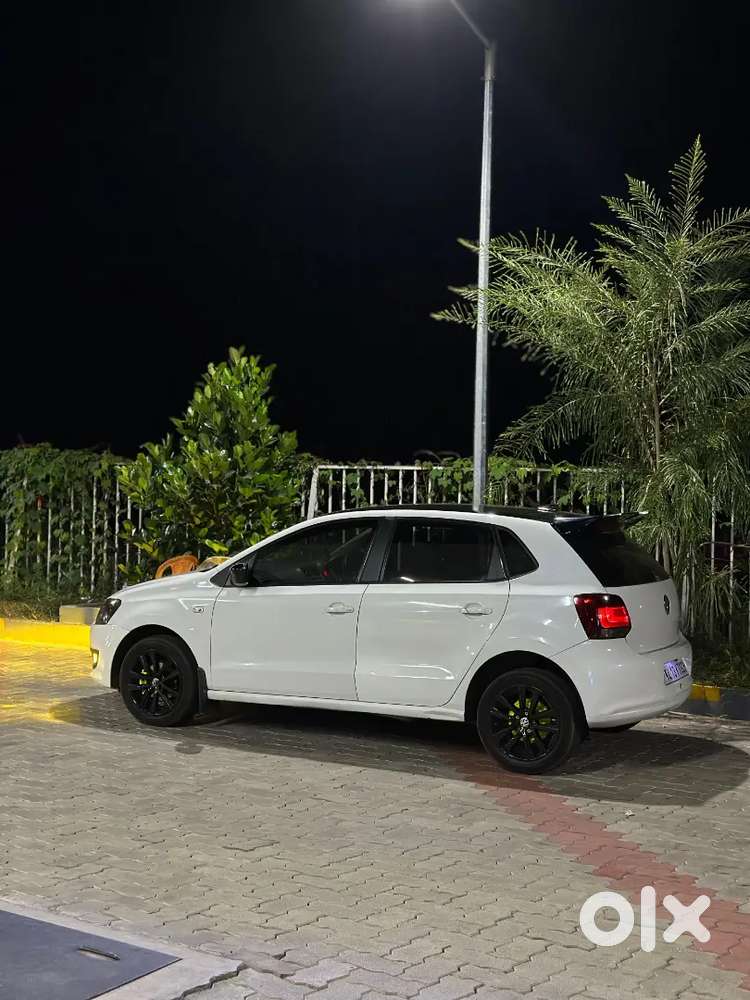 Volkswagen Polo 2011 Petrol 104800 Km Driven