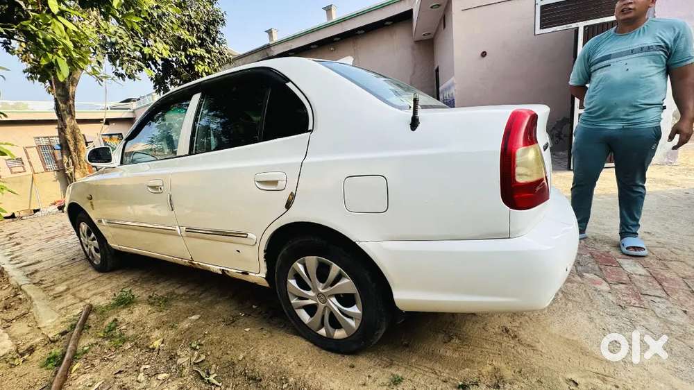 Hyundai Accent Gl 2013