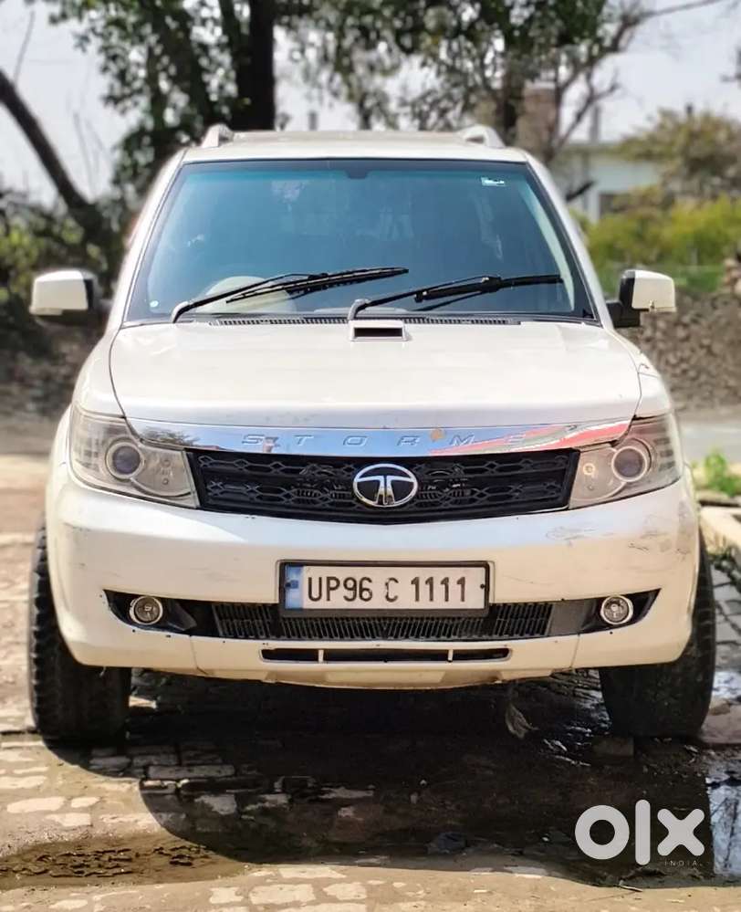 Tata Safari Storme 2013 Diesel 92000 Km Driven