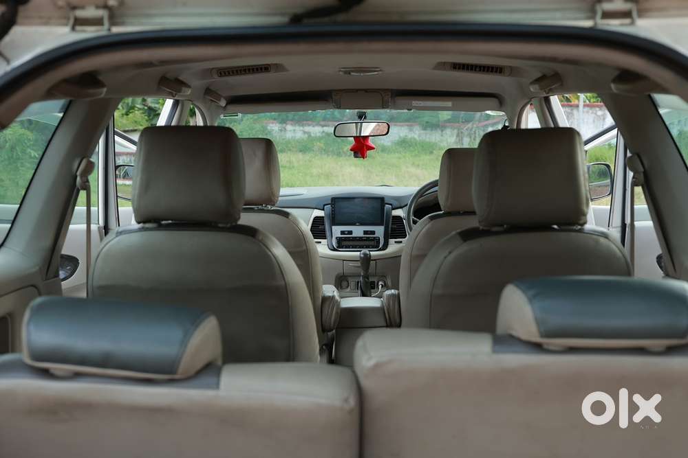 Toyota Innova Diesel 2012