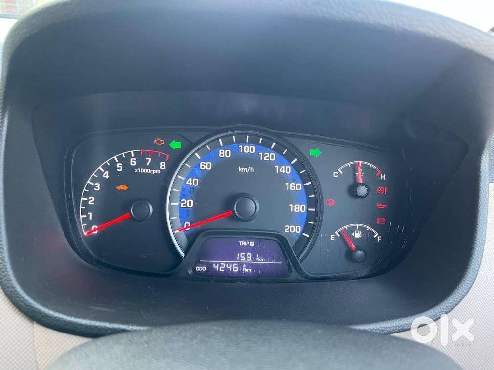 Hyundai Xcent, 2015, Petrol