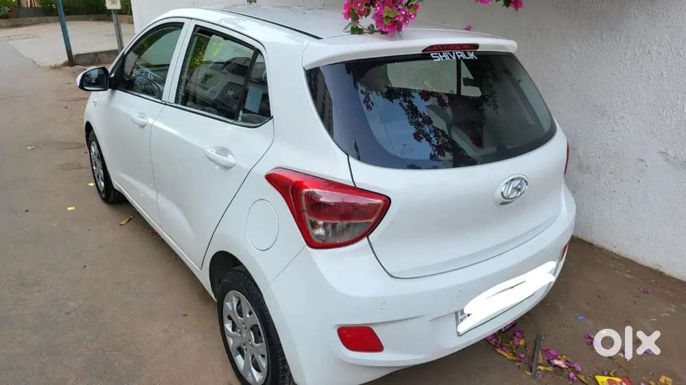 Grand I10 Petrol