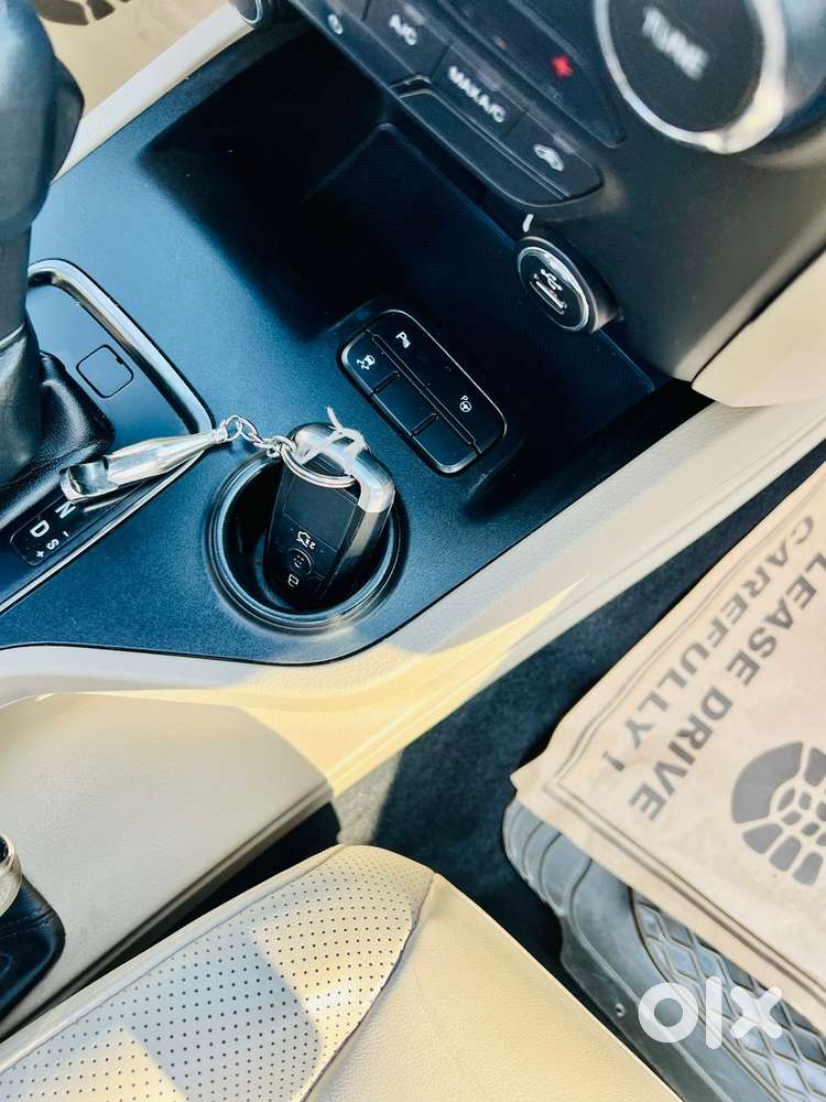 Ford Endeavour Titanium Plus 4x2, 2019, Diesel