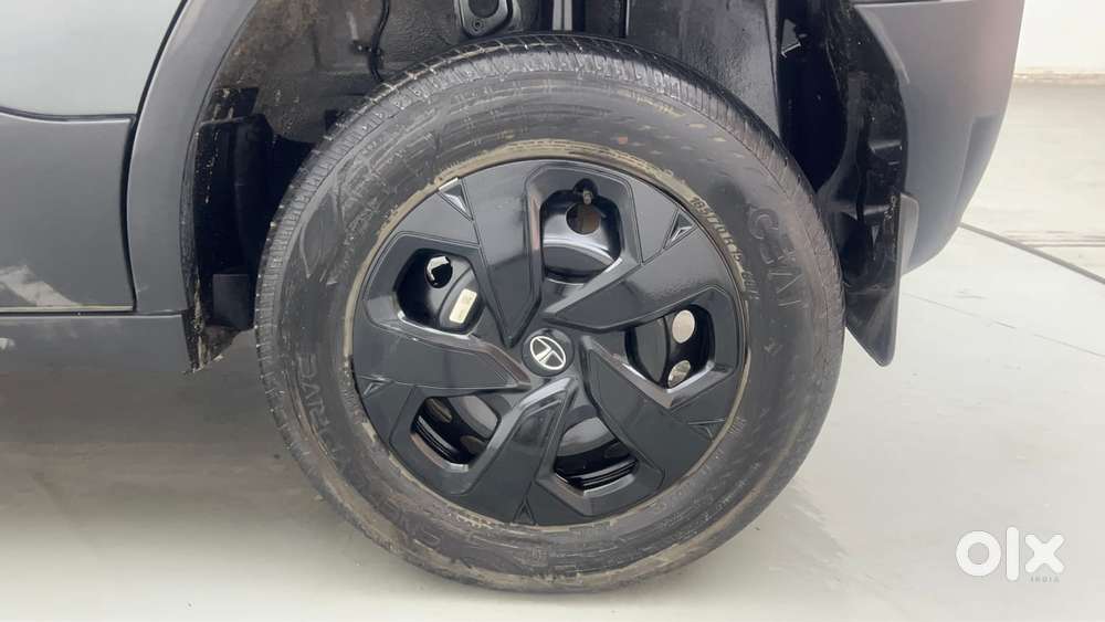 Tata Punch Pure, 2025, Petrol