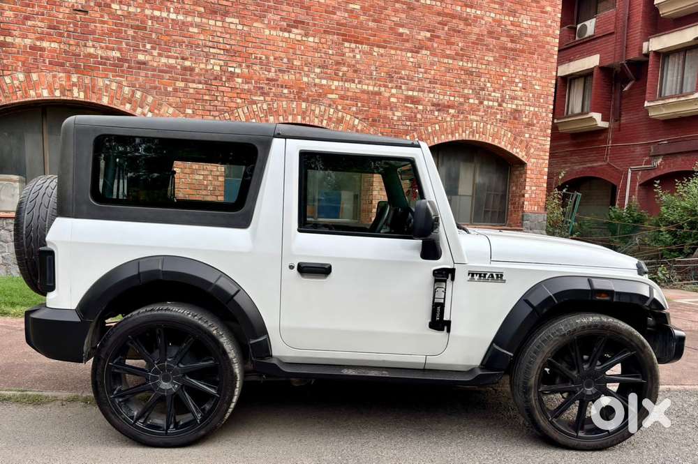 Mahindra Thar Lxt P At 2wd Ht, 2023, Petrol