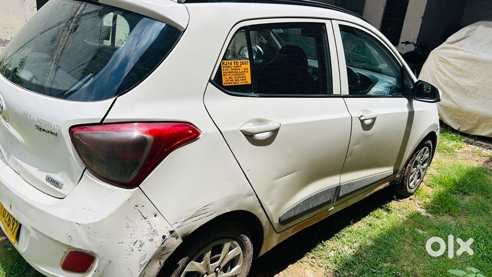 Hyundai Grand I10 2015 Diesel 280000 Km Driven