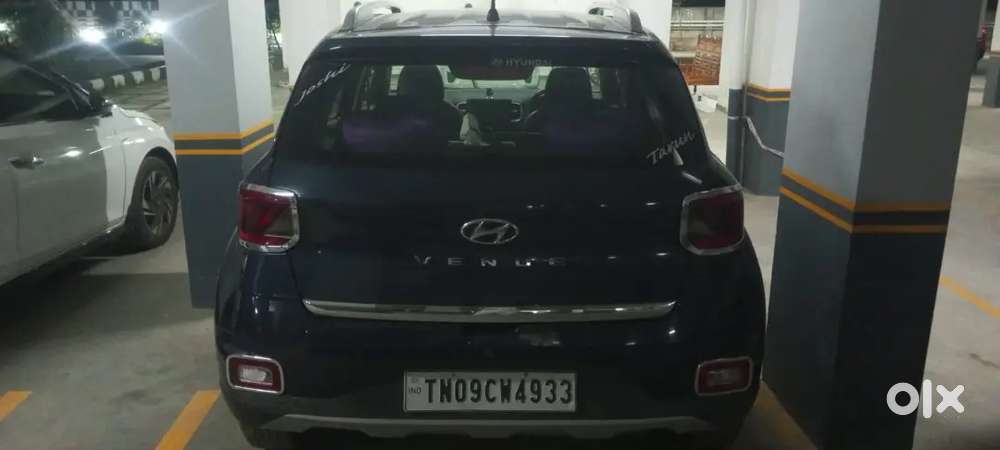 Hyundai Venue Petrol 2021