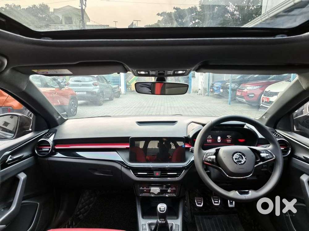 Skoda Slavia 1.0 Tsi Style, 2025, Petrol