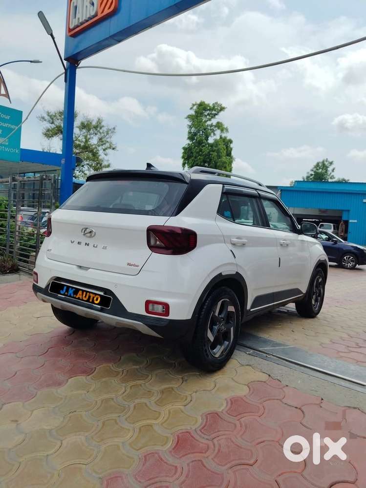 Hyundai Venue Sx Mt, 2019, Petrol