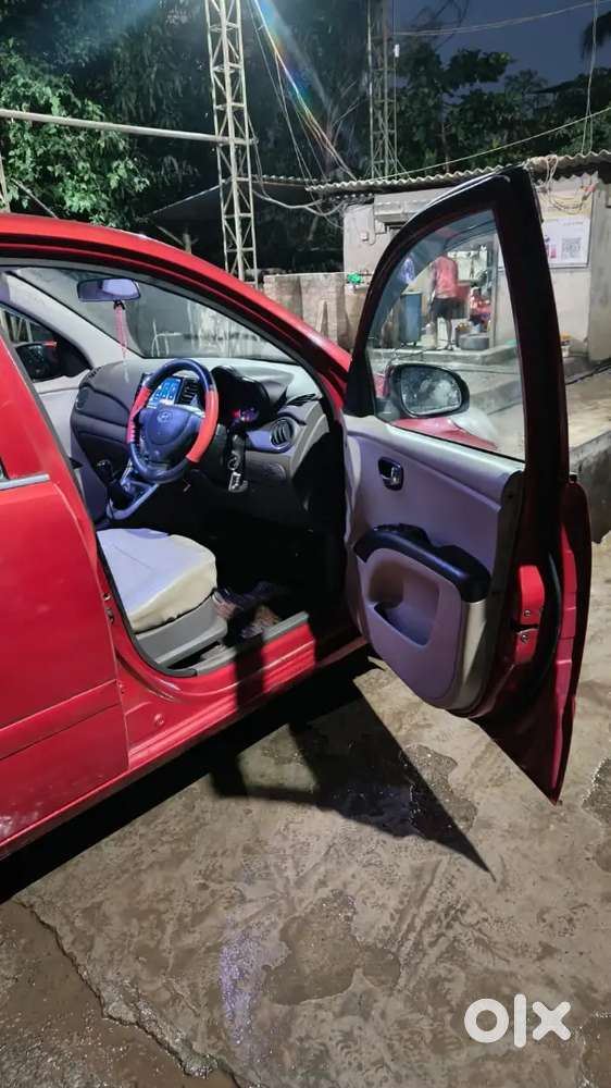 Hyundai I10 Sportz 2012