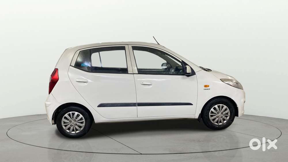 Hyundai I10 Sportz 1.1l, 2016, Cng & Hybrids