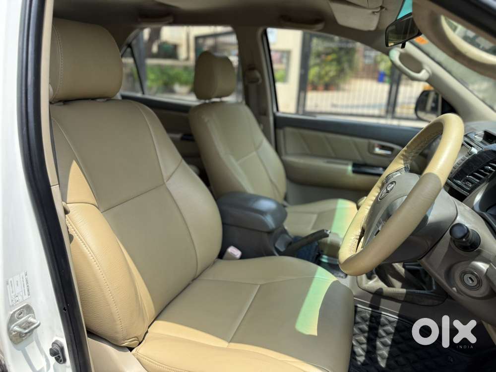 Toyota Fortuner 2011-2016 4x4 Mt, 2012, Diesel