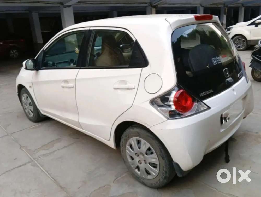 Honda Brio 2012 Petrol Well Maintained
