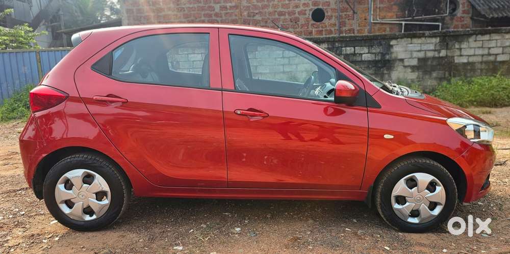 Tata Tiago 1.2 Revotron Xta, 2018, Petrol