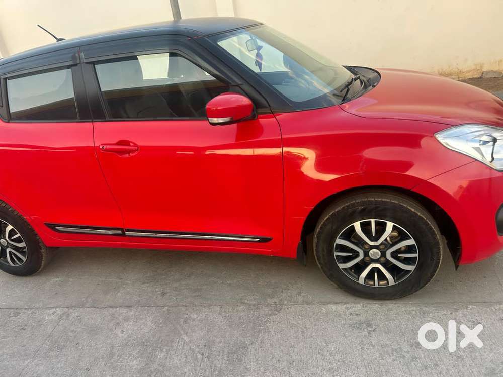 Maruti Suzuki Swift Vxi + Manual, 2022, Petrol
