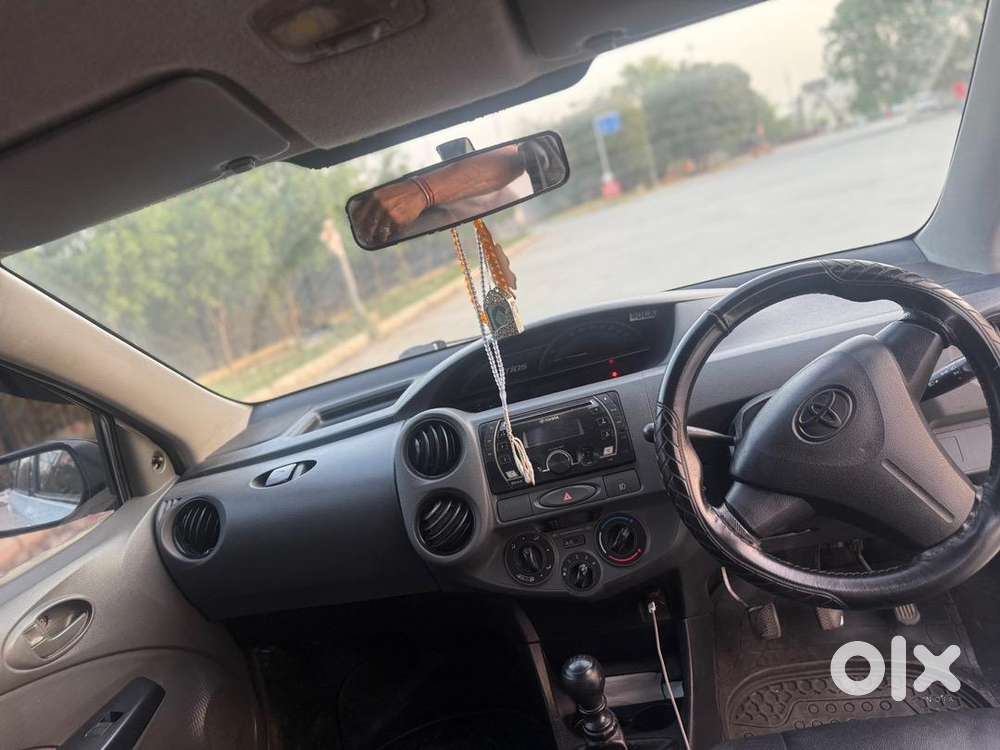 Toyota Etios Liva 2013 Diesel Well Maintained