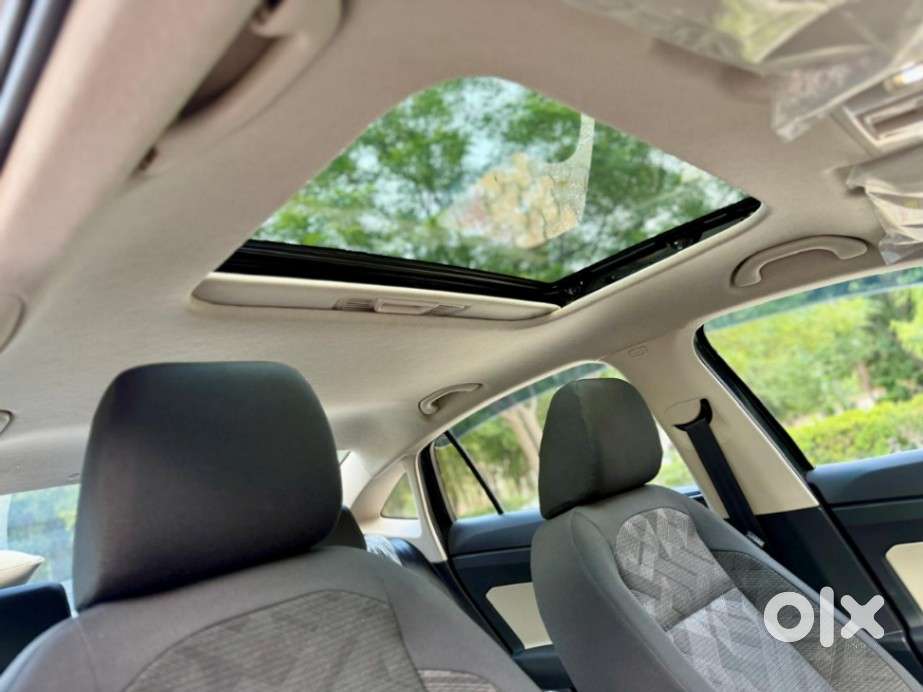 Skoda Slavia 1.0 Ambition Tsi At, 2025, Petrol