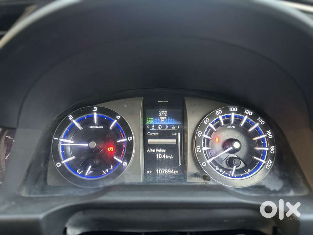 Toyota Innova Crysta 2.8 Zx At 7 Seater, 2016, Diesel