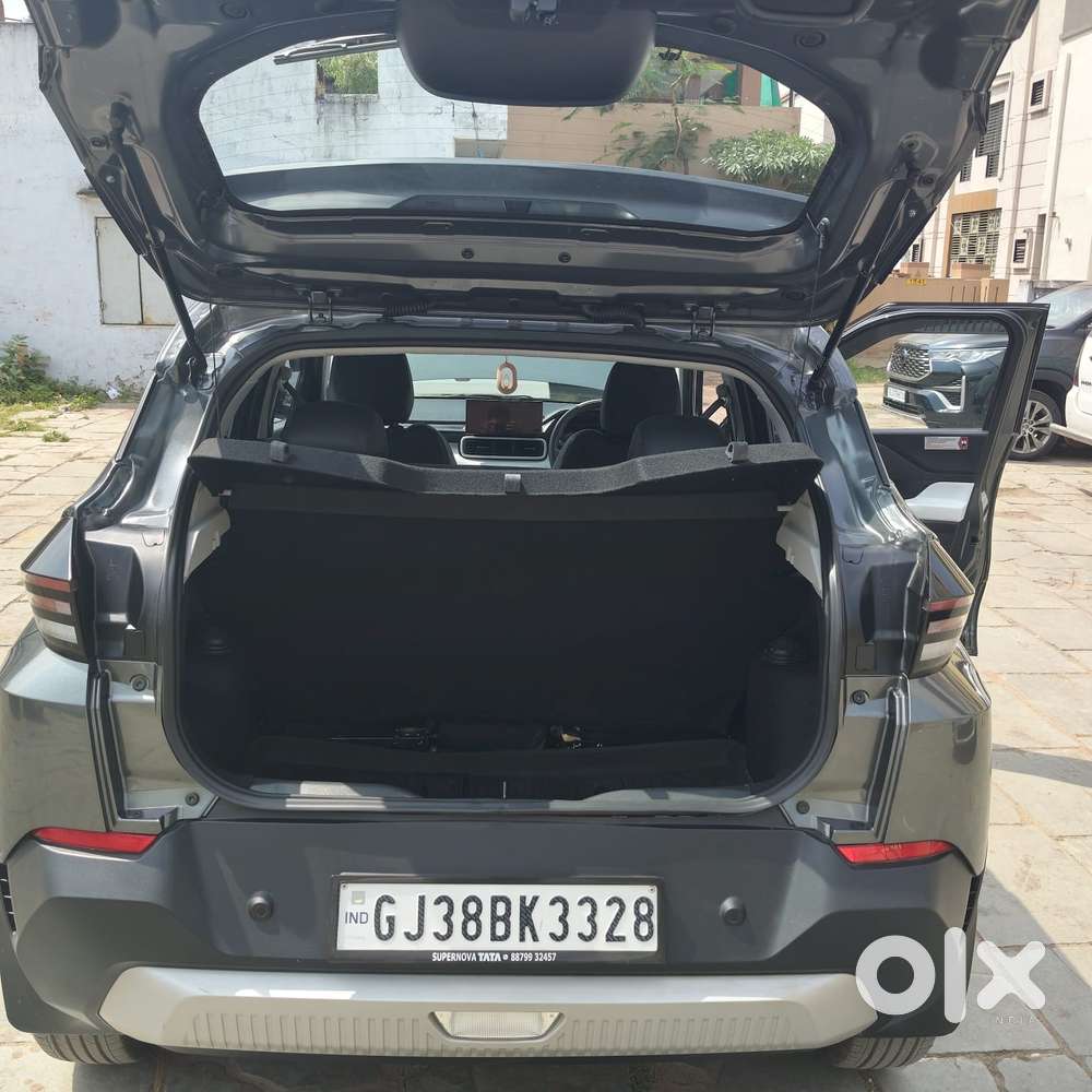 Tata Punch Accomplished Amt, 2026, Petrol
