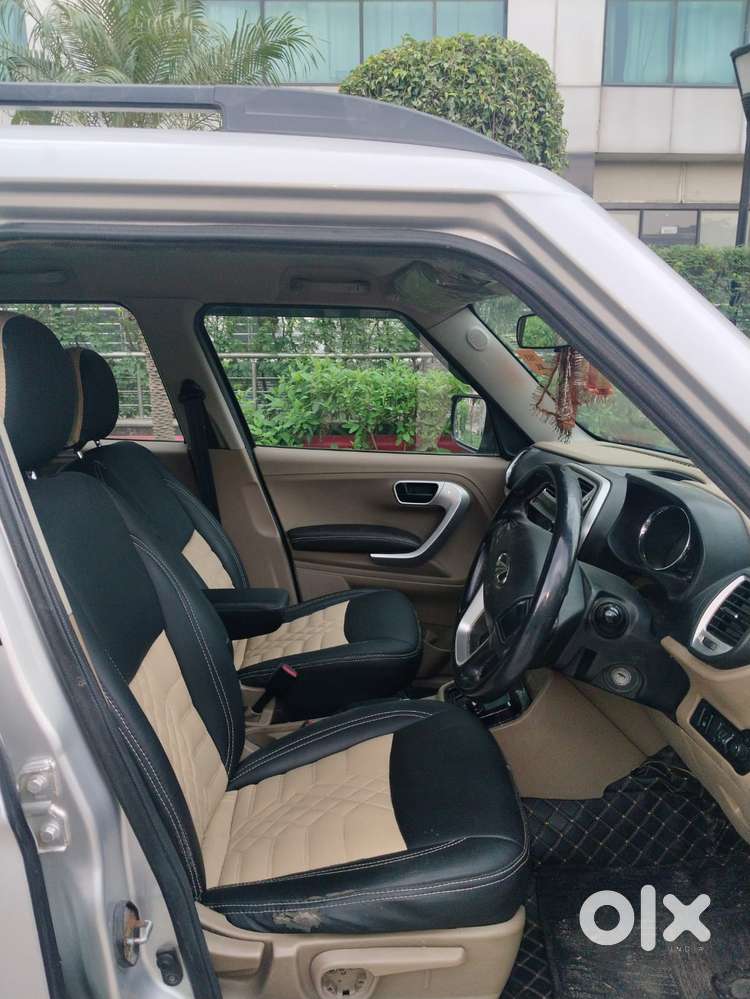 Mahindra Tuv 300 Mhawk100 T8 Amt, 2017, Diesel