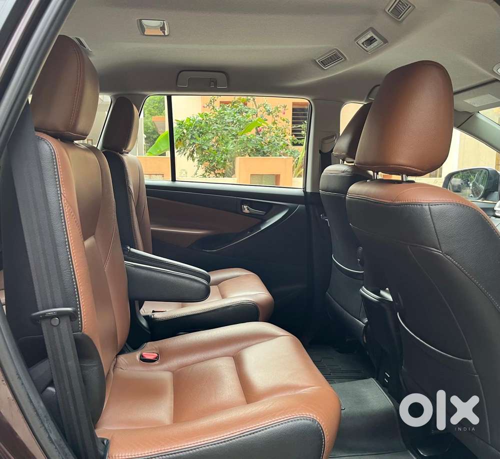 Toyota Innova Crysta 2.8 Gx At, 2017, Diesel
