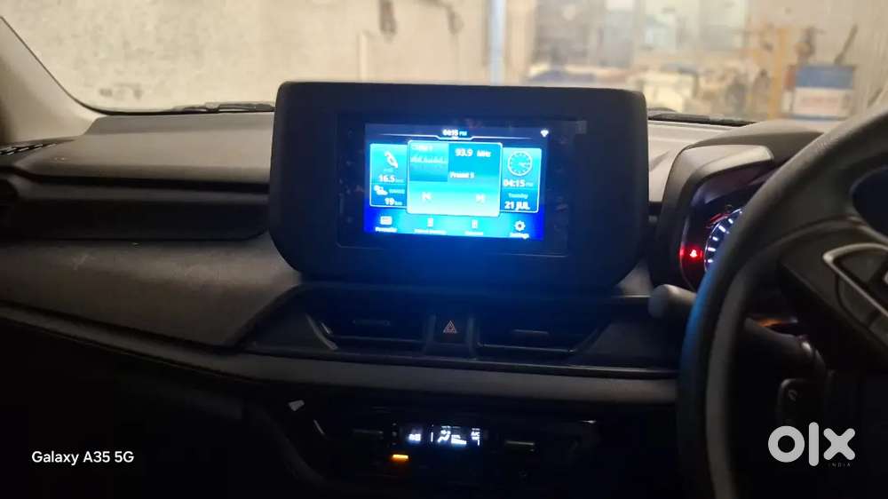 Maruti Suzuki Swift Vxi Ags 2025