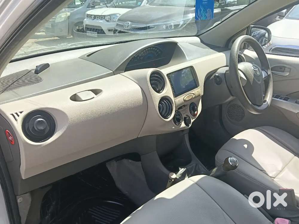 Toyota Etois Petrol V Fancy Number