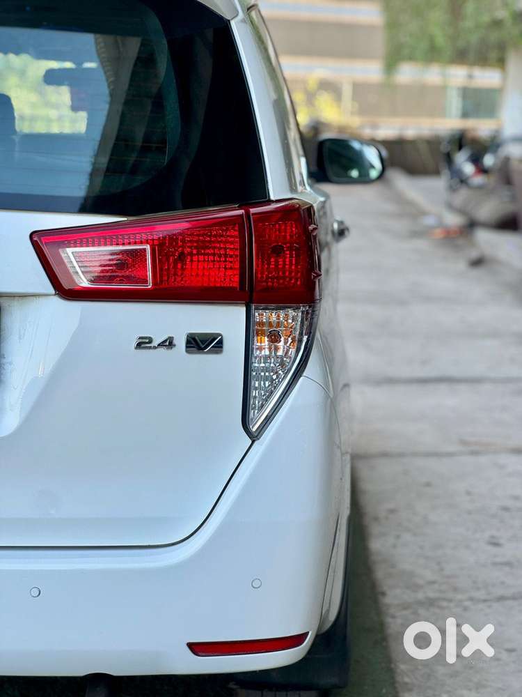 Toyota Innova Crysta 2.4 V, 2022, Diesel