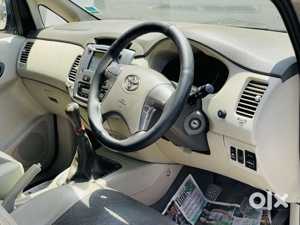 Toyota Innova 2.5 Zx 7 Str Bs-iv, 2014, Diesel