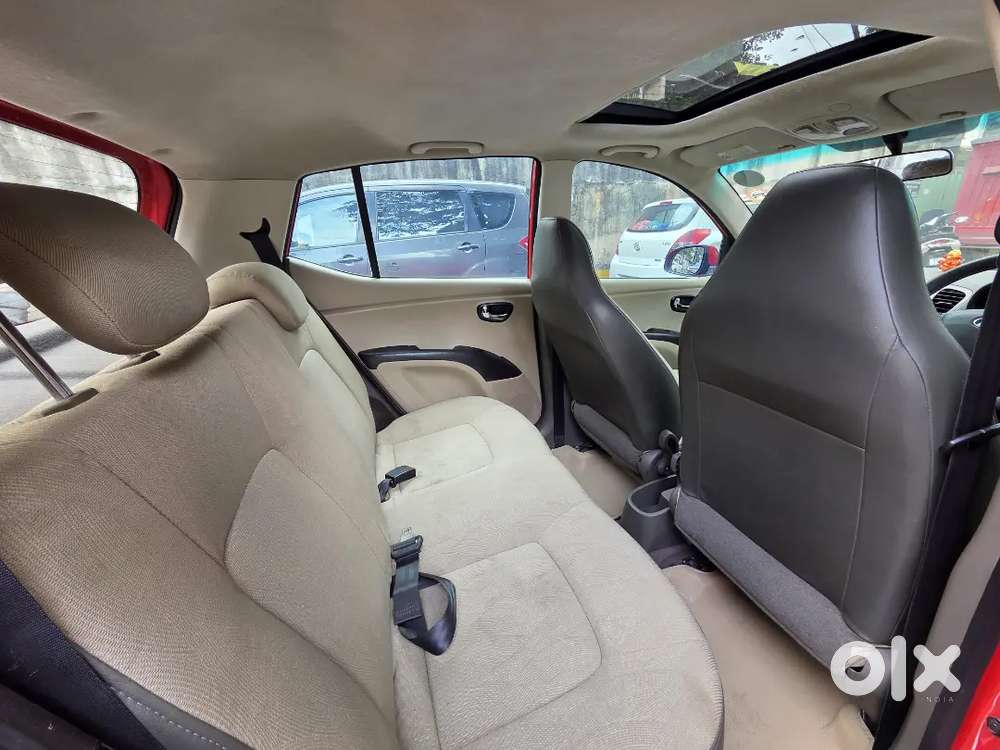 Hyundai I10 Asta With Sunroof 2012