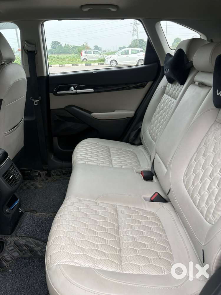 Kia Seltos Petrol Automatic 2021