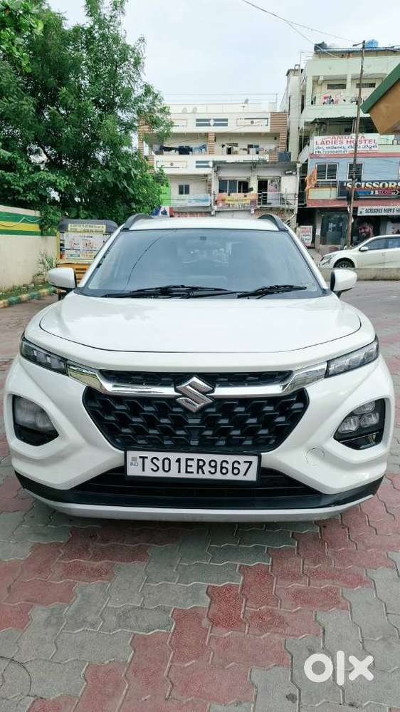 Maruti Suzuki Fronx Delta Plus 1.2l Mt, 2024, Petrol