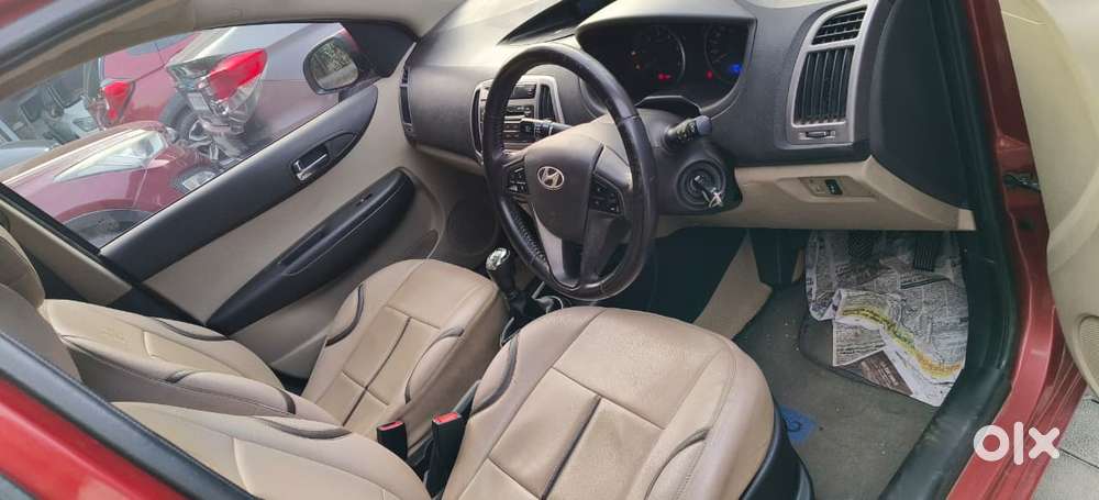 Hyundai I20 Sportz 1.4 Crdi, 2012, Diesel