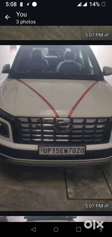 Hyundai Venue 2025 Petrol 3500 Km Driven