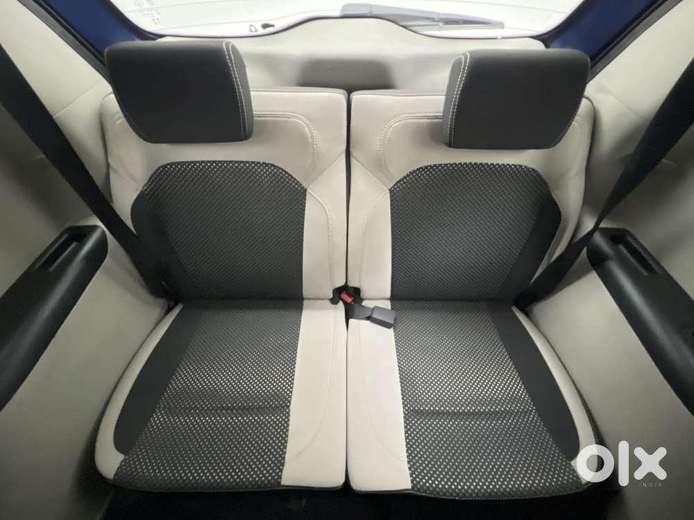 Renault Triber Rxz Easy-r Amt, 2021, Petrol