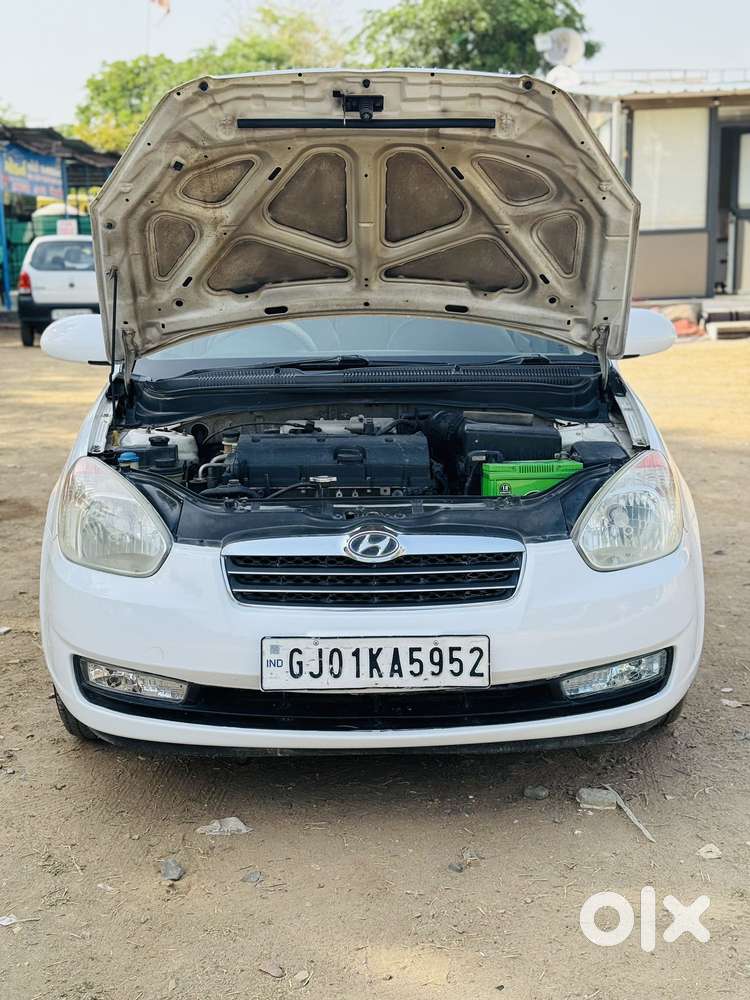 Hyundai Verna Vtvt 1.6 Sx, 2009, Petrol