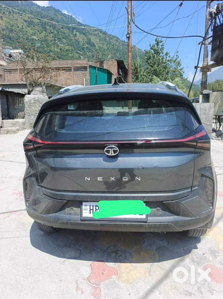 Tata Nexon Pure 1.2 Revotron Petrol 6 Mt, 2023, Petrol