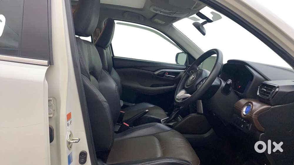 Toyota Urban Cruiser Hyryder 1.5 V Hybrid, 2022, Petrol