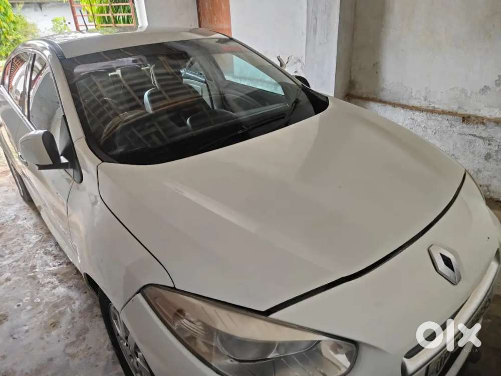Car Very Good Child Ac, Jbl Music Sistam, Top Model चारों टायर नया है