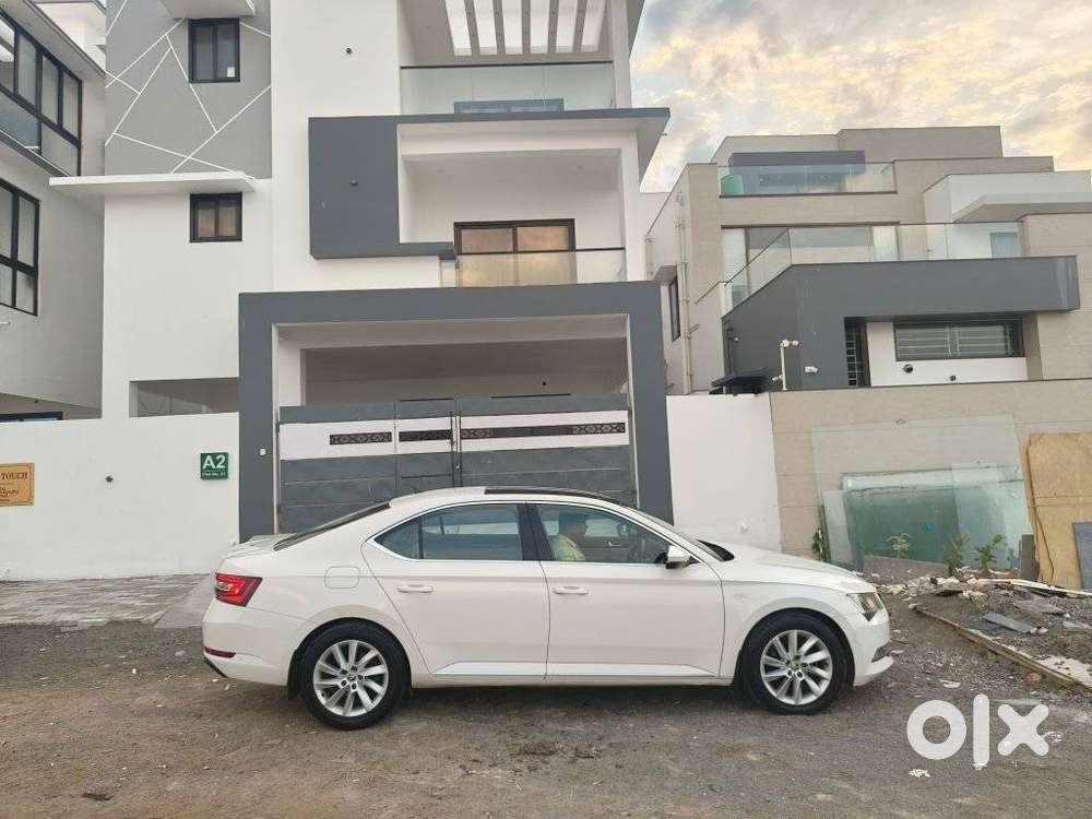 Skoda Superb L&k 1.8 Tsi At, 2020, Petrol