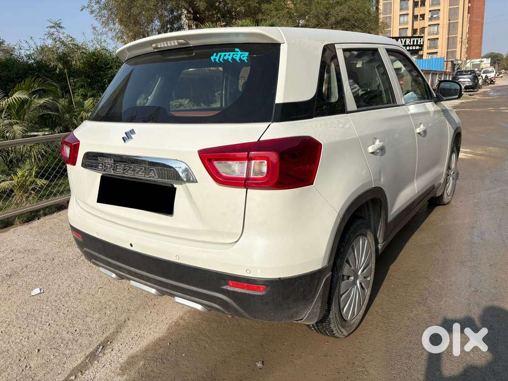 Maruti Suzuki Brezza 1.5 Lxi Cng, 2022, Cng & Hybrids