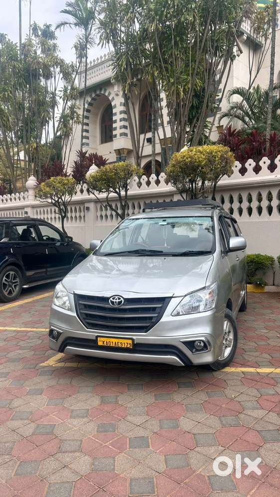 Toyota Innova Diesel 2nd 2015