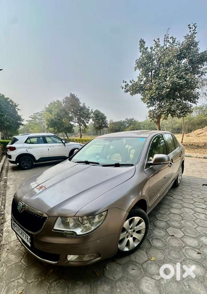 Skoda Superb 2011 Petrol Good Condition